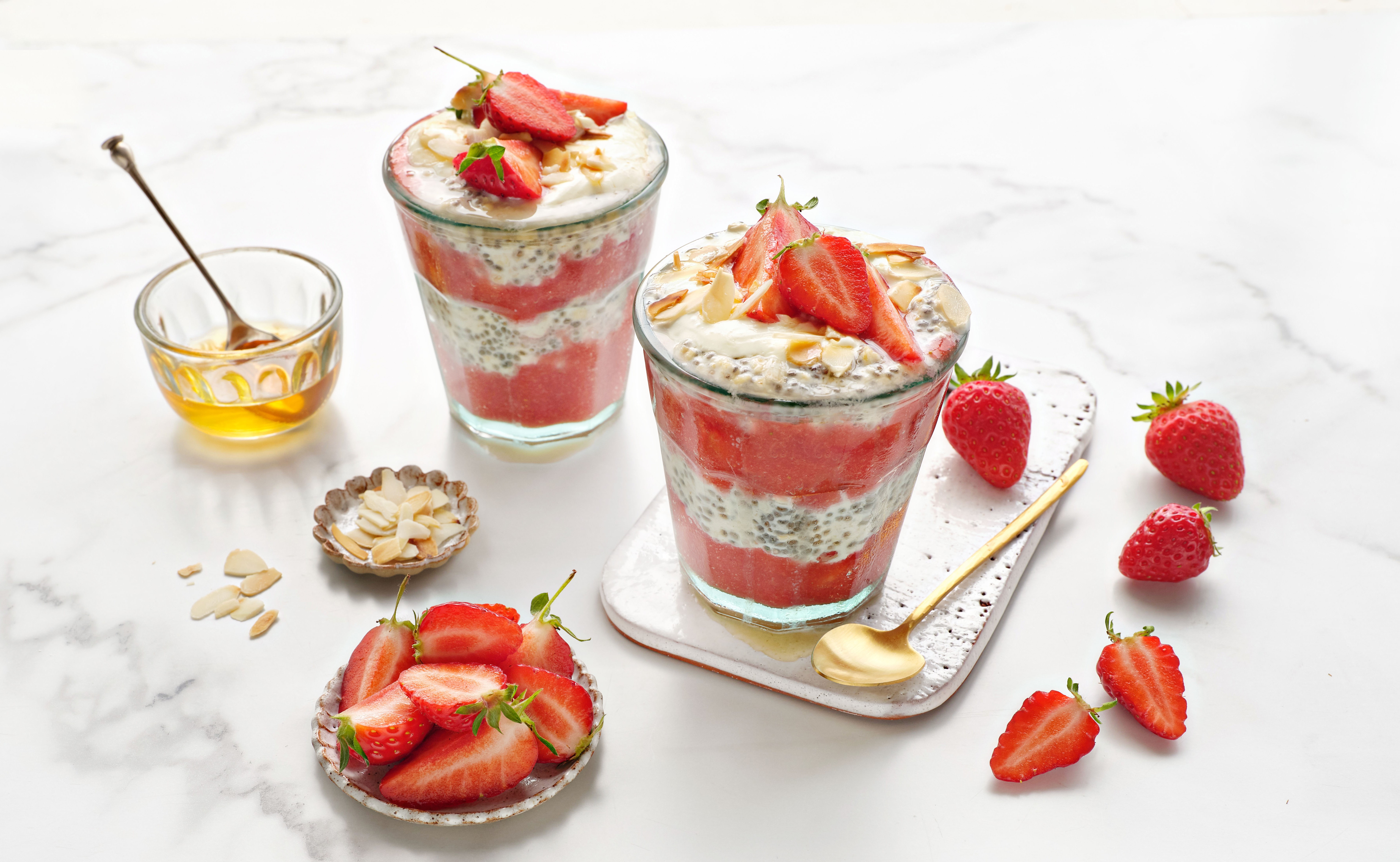 Overnight Strawberry Oats
