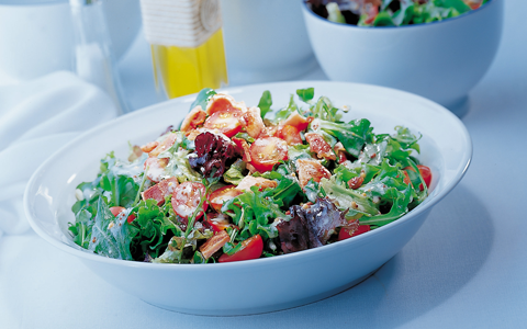 Bacon Salad with Blue Cheese Dressing