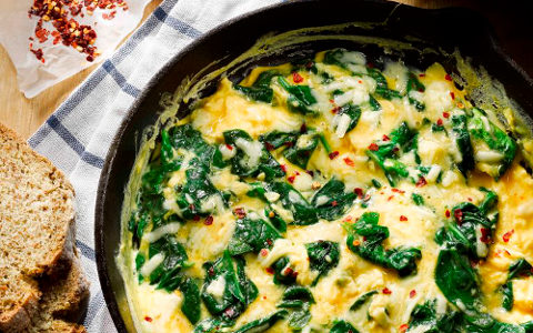 Five Minute Scrambled Eggs with Spinach and Chilli Flakes