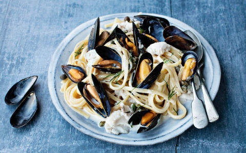 Linguine with Mussels and Hake