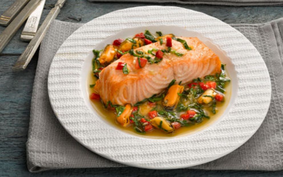 Organic Salmon with Mussels and Spinach