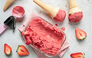 Three-ingredient Strawberry Ice Cream