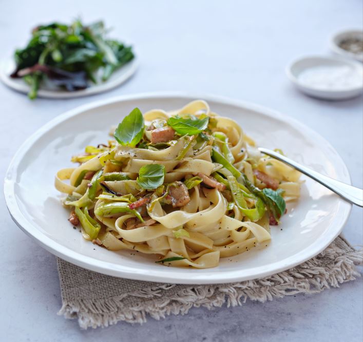 Pasta with Bacon and Leeks