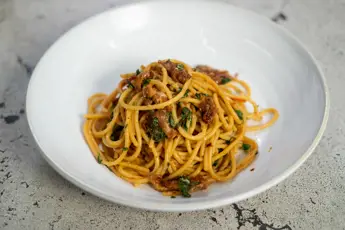 Mark’s Spaghetti with Bacon, Garlic, Chilli and Parsley