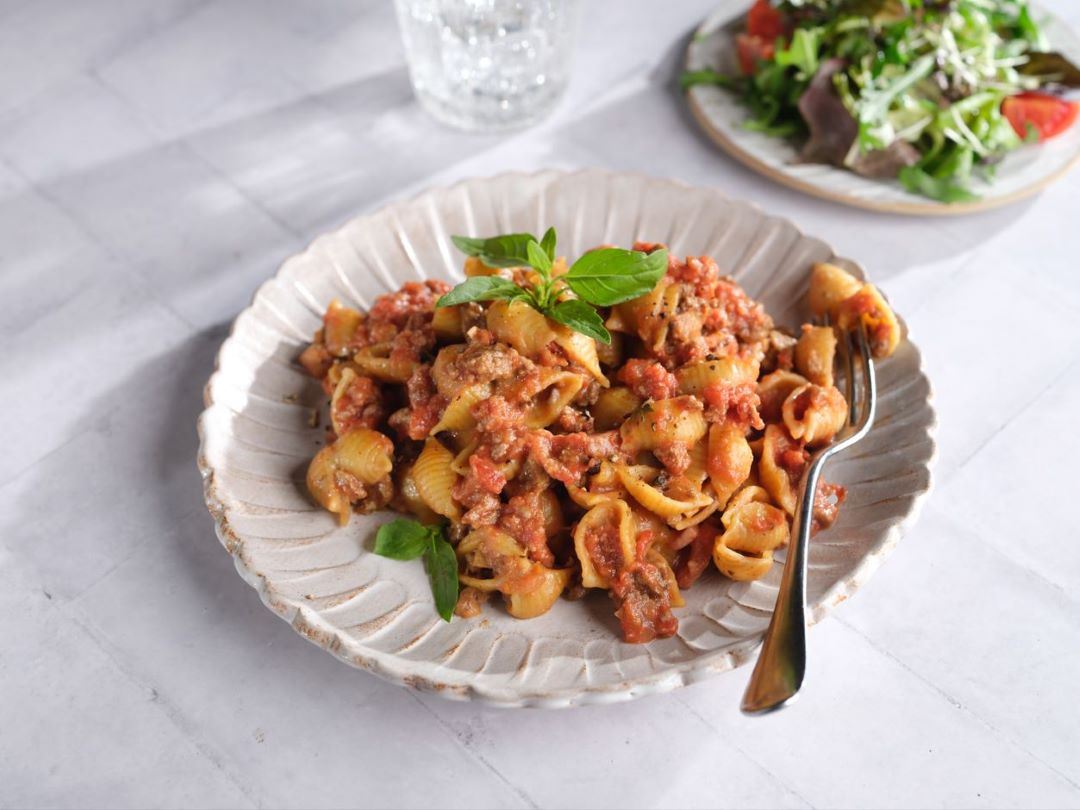 Cheesy Beef with Pasta