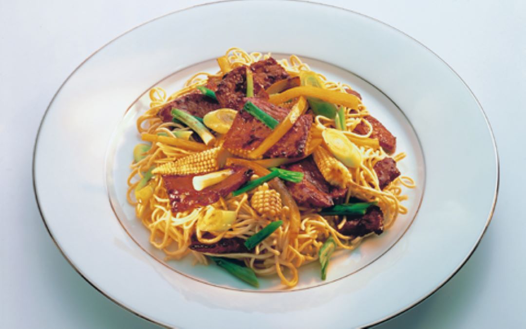 Oriental Lamb Stir-Fry with Crispy Vegetables