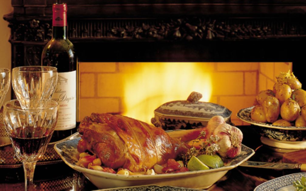 Roast Lamb with Garlic